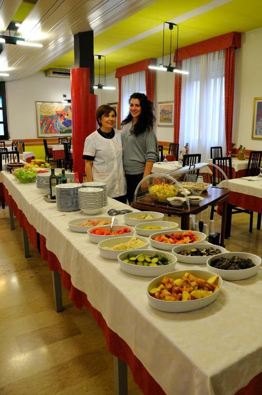 Albergo San Remo Montebelluna Kültér fotó